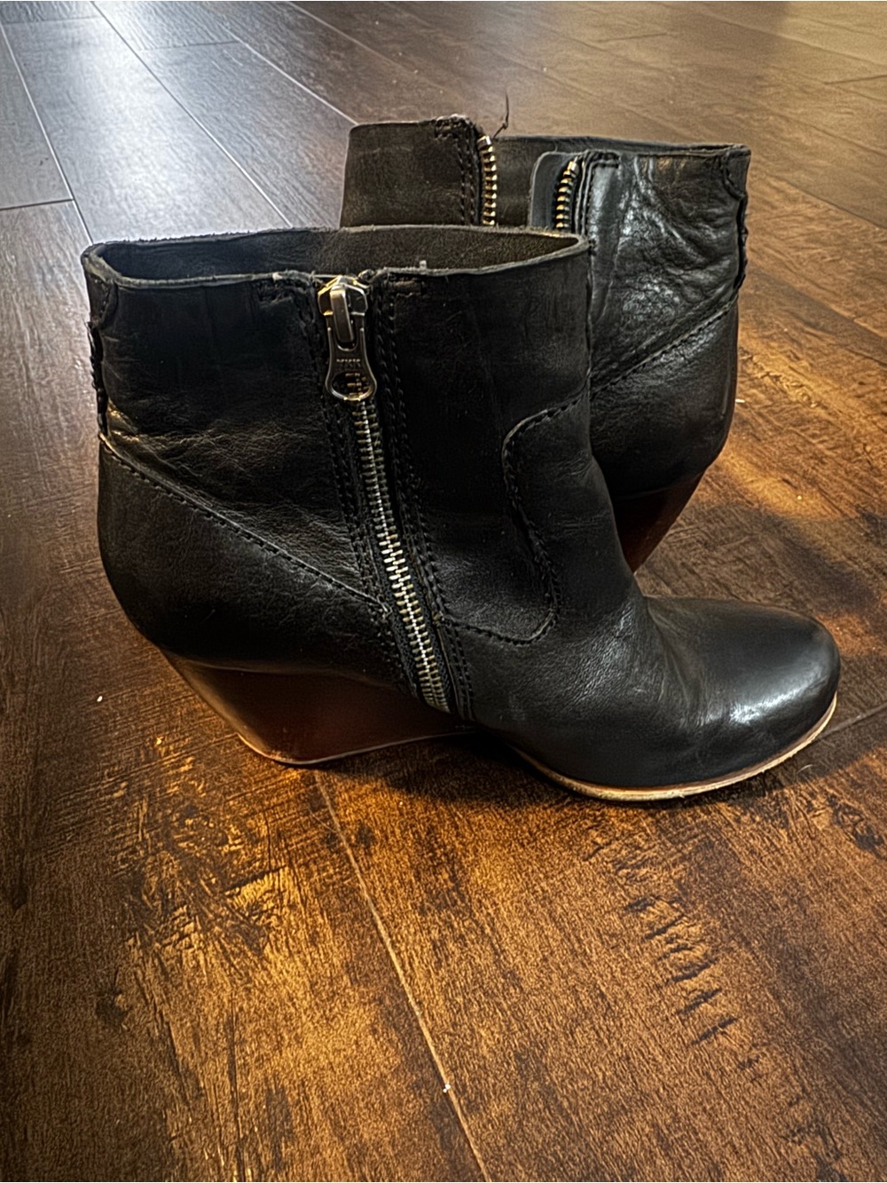 Kork-Ease K277001 Black Leather Ankle Booties Size 7 Brown Heel